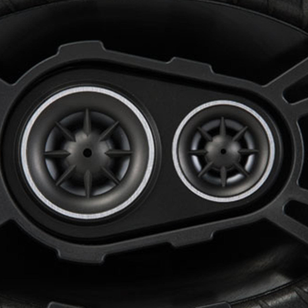 Kicker DSC6930 6x9-Inch (160x230mm) 3-Way Speakers, 4-Ohm (Pair)