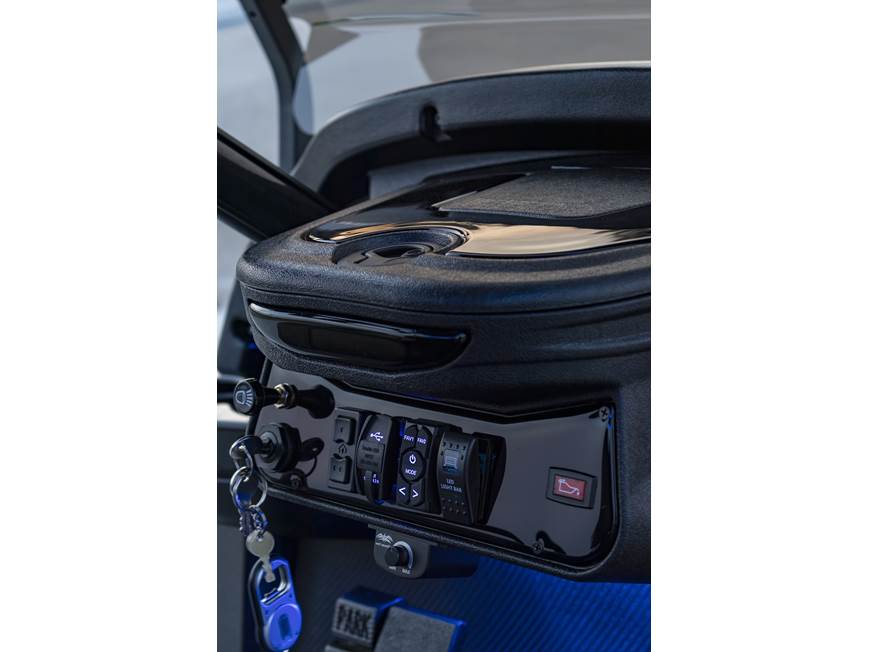 Wet Sounds WWX-RGB-RS V3 Single-zone RGB controller for panel installations